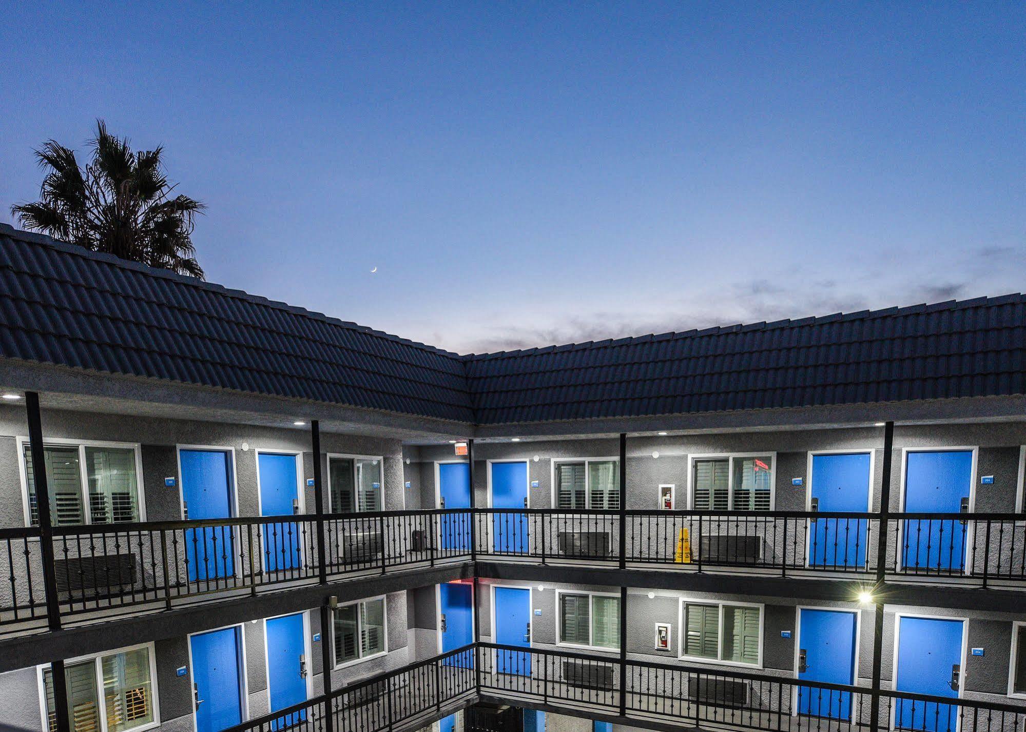Hollywood Inn Express Lax Inglewood Eksteriør bilde
